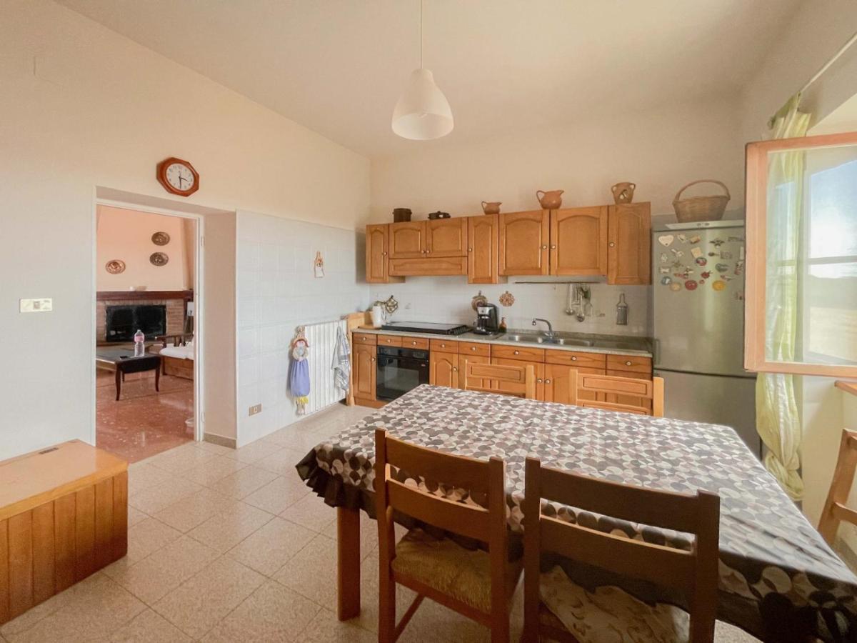 Villa In Campagna Tra Natura E Verde Монталто ди Кастро Екстериор снимка